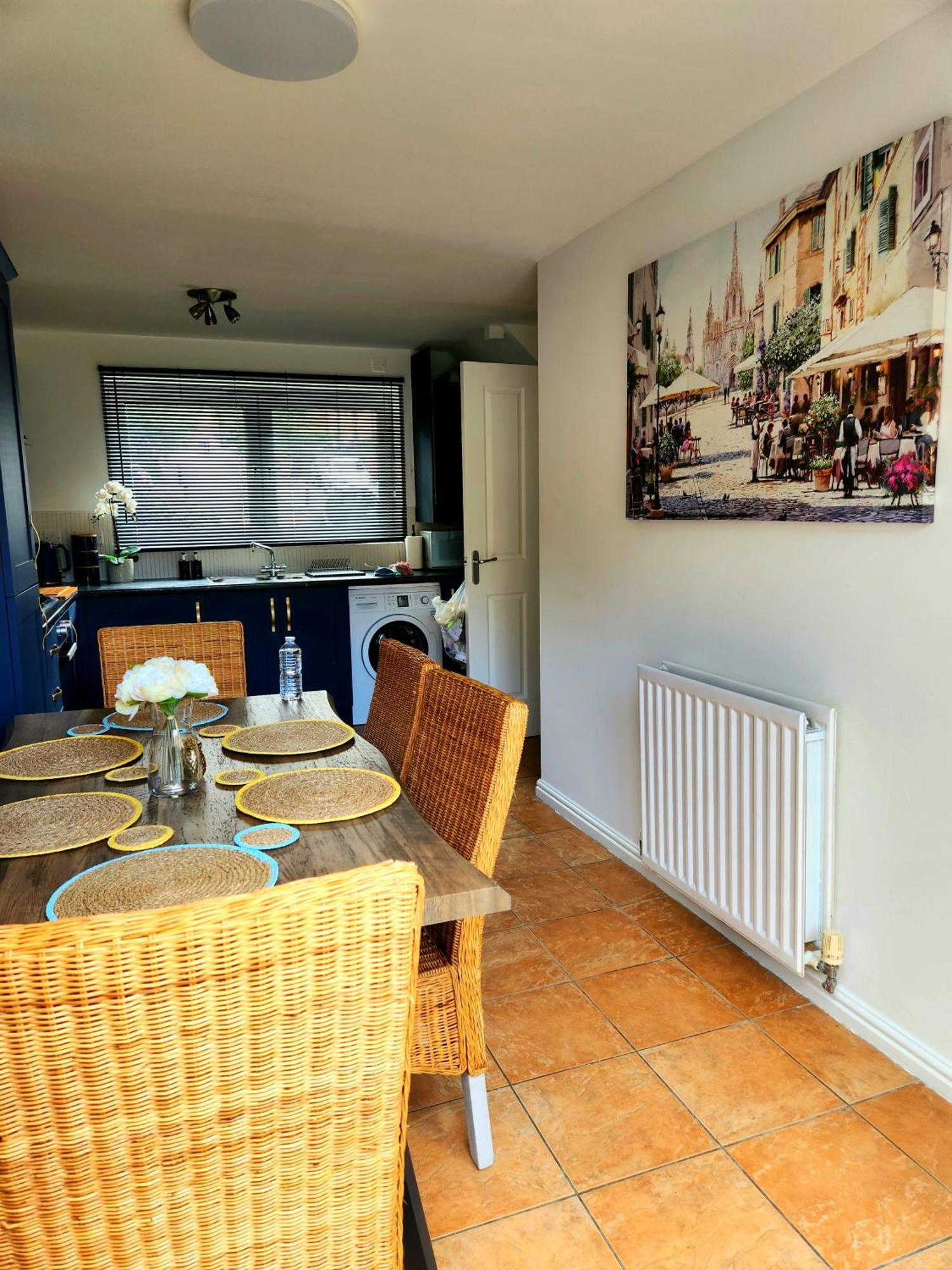 Home From Home 3 Bed,2 Bath House With Garden&Parking Near Centre&Tram Stop Sheffield Habitación foto